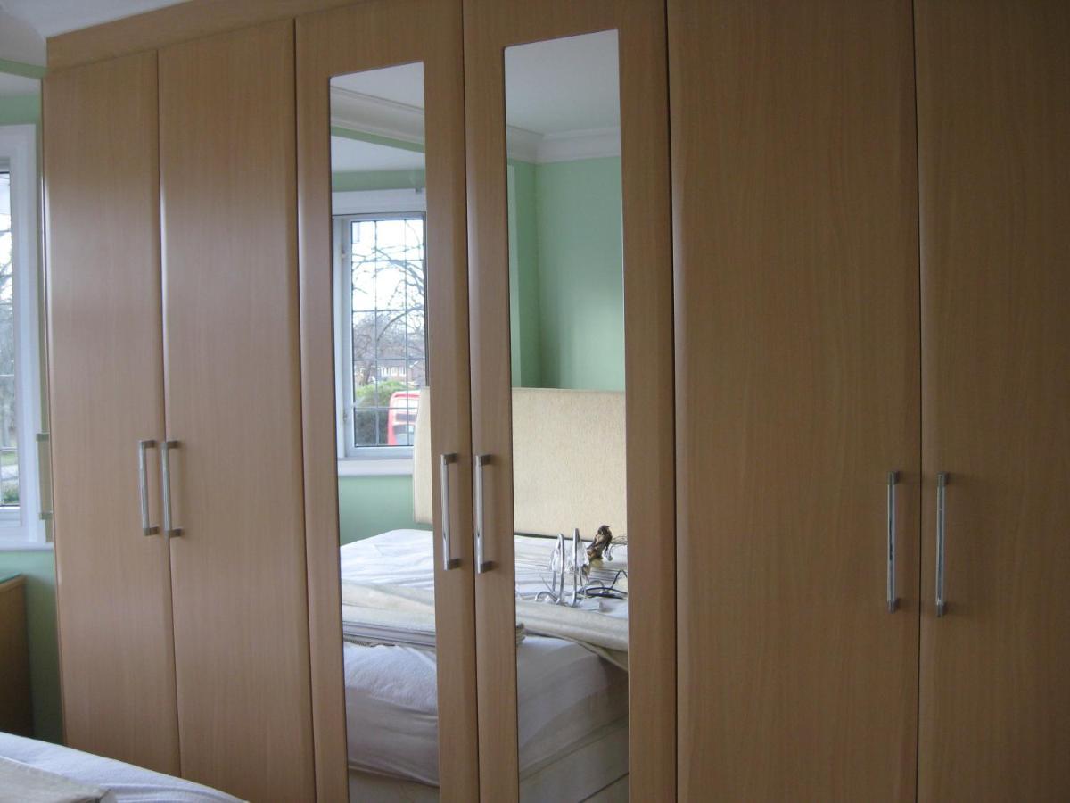 Brooklyn House Hotell Barnet Exteriör bild