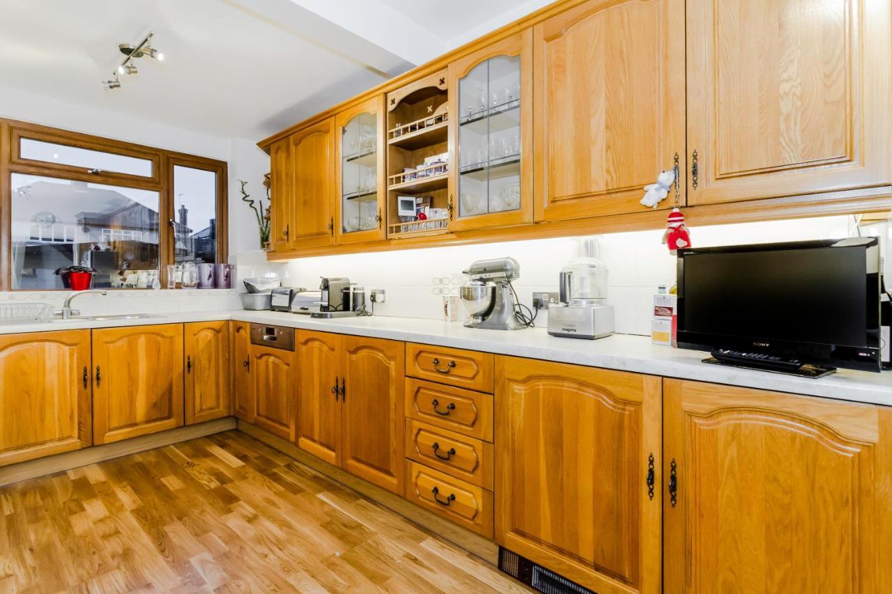 Brooklyn House Hotell Barnet Exteriör bild